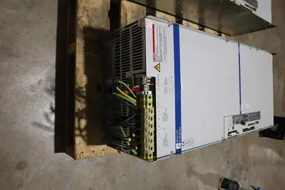 REXROTH INDRAMAT DRIVE DKR02.1-W300B-BE79-01-FW STOCK S697