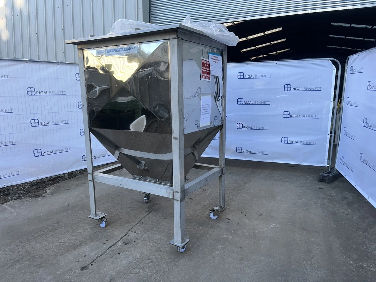1000L S/S Spiroflow Powder Hopper
