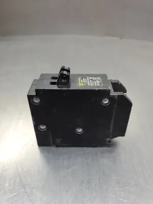 USED Square D H0MT2020 20Amp 1-Pole 120/240V Tandem Circuit Breaker