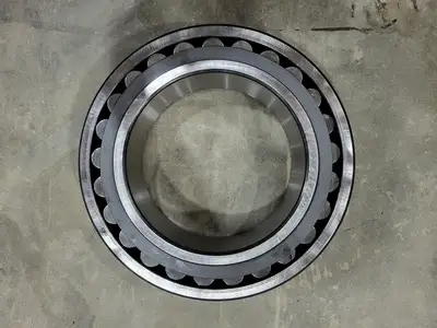 NEW SKF 23044 CC/W33