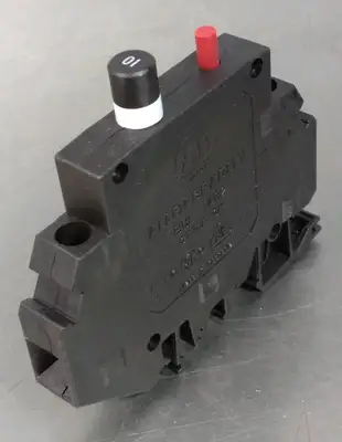Allen Bradley 1492-GH100 Ser. B 10A Circuit Breaker Loc4E40