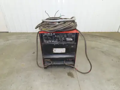Lincoln 8506-PS IDEALARC R3R DC ARC Stick Welder Power Source 500 Amp Leads 3PH