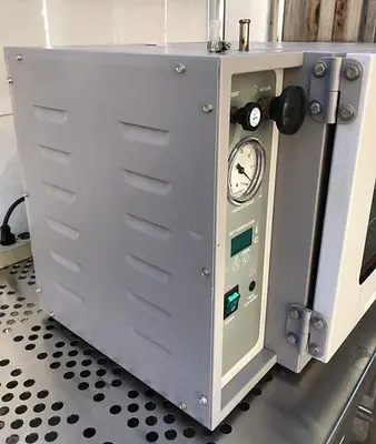 VWR 1415M Laboratory Vacuum Oven