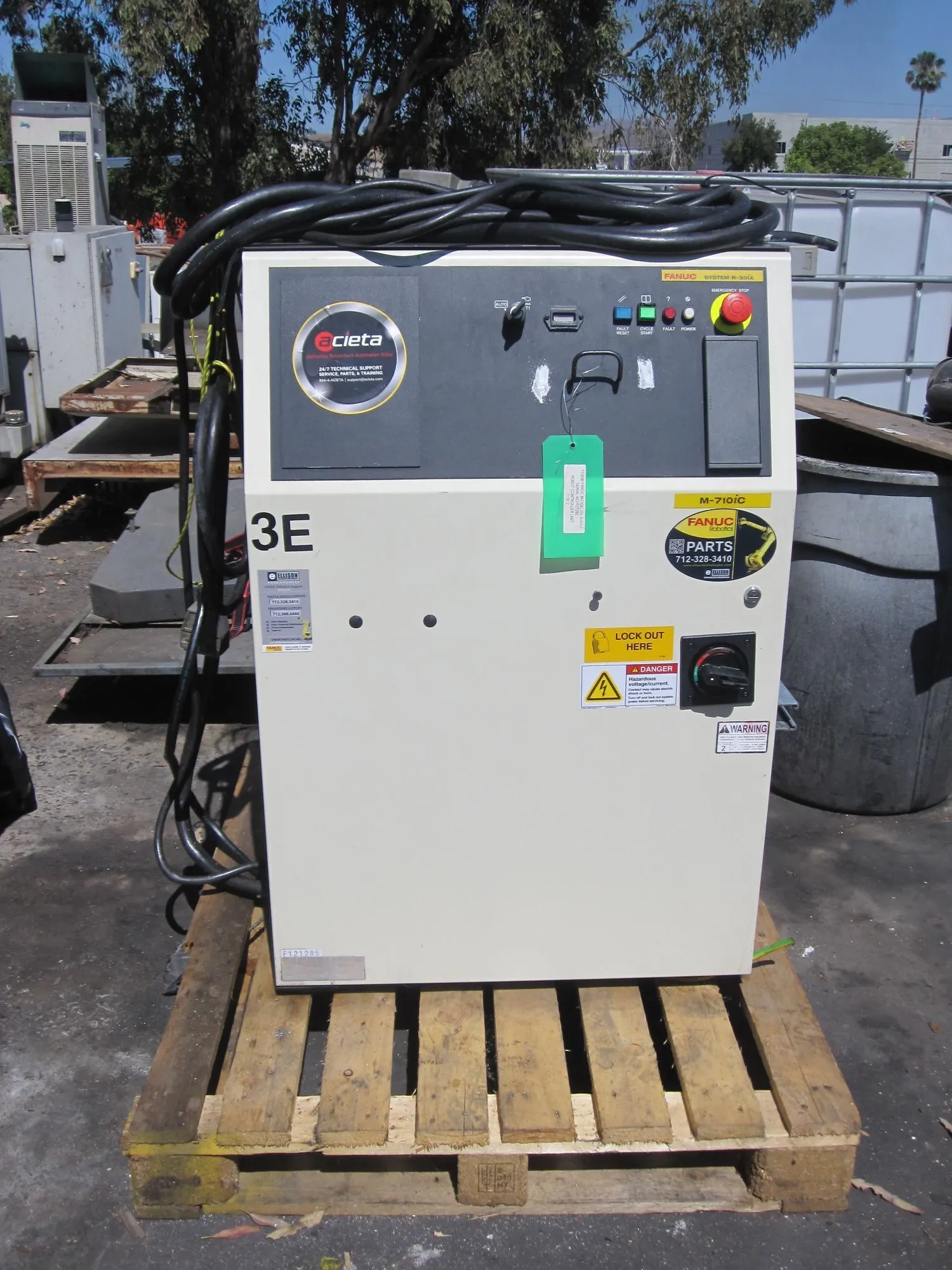 USED FANUC R-30iA