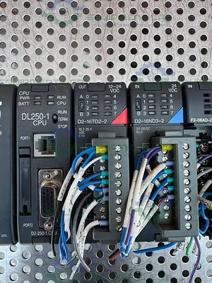 USED AUTOMATION DIRECT LOGIC 205 KOYO W/ F2-CP128, H2-ECO M MODULES