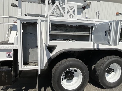 Used 2013 INTERNATIONAL 7500 Bucket (boom) trucks California US | Big Truck & Equipment #1412274