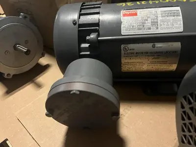 New | in-Stock DAYTON 9K888 Motors (misc) | Surplus Asset Holdings #1204717