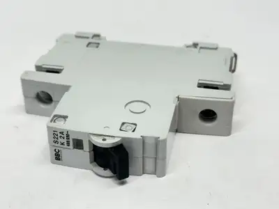 Used BBC S221K2A Circuit Breakers Michigan US | Maverick Industrial Sales #1453082