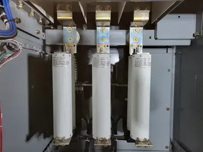 Vacuum Contactor 5 kV x 400 Amps w/ 1200 Amp Load Interrupter & Controller