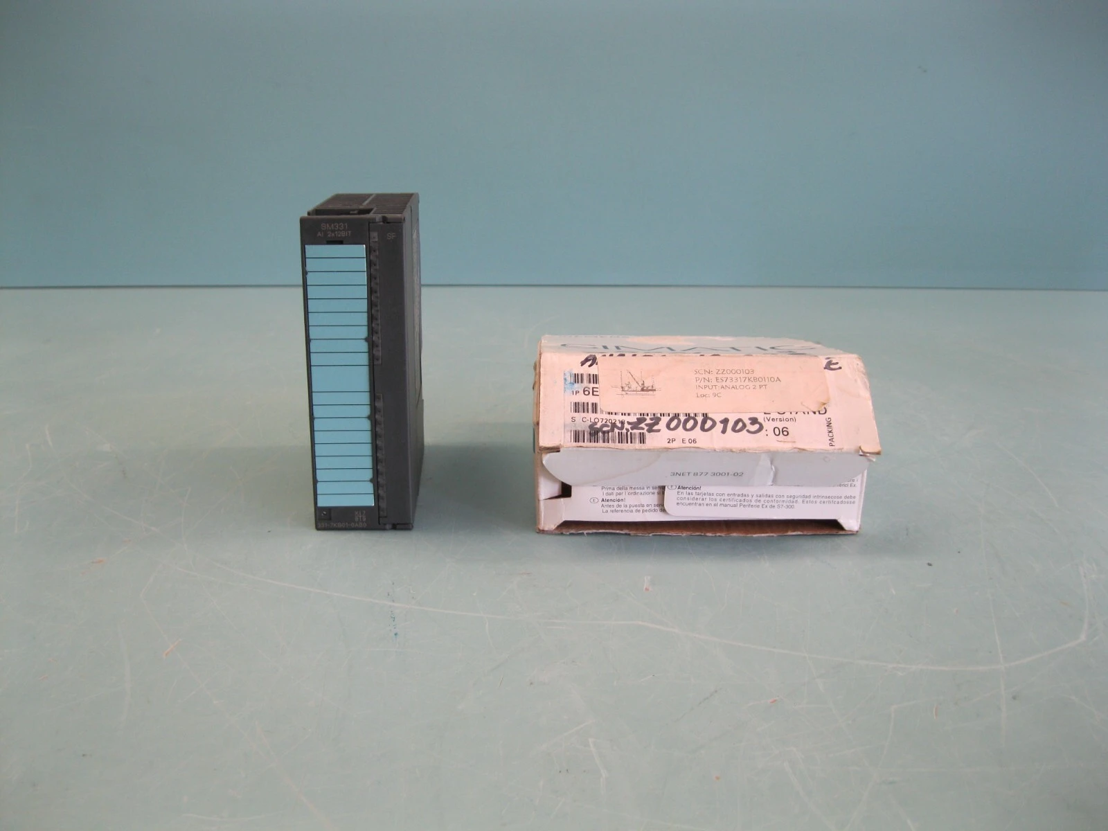 Siemens 1P 6ES7331-7KB01-0AB0 Simatic S7 Input Module NEW D2