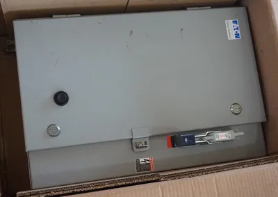 NEW EATON / CUTLER HAMMER ECN2301CAD COMBINATION MOTOR CONTROLLER STARTER