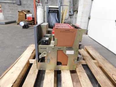 Used Westinghouse DS-206S Circuit Breakers Ohio US | Equipment Recovery Corp. #1329739