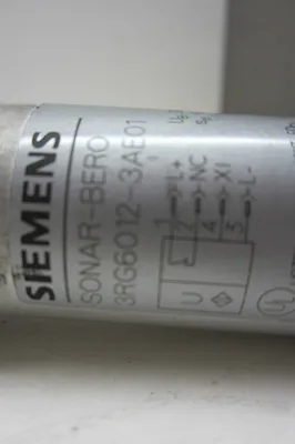 USED SIEMENS 3RG6012-3AE01 SWITCH 3RG60123AE01