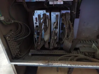 USED 2010 YASKAWA MOTOMAN MH6