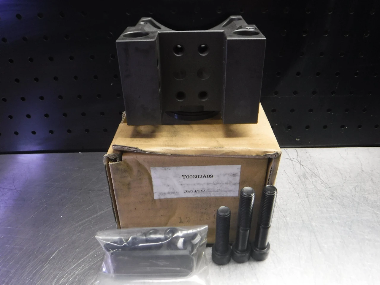 DMG MORI BMT60/MS60A 2" Tool Holding Block T00202A09 (LOC3278A)