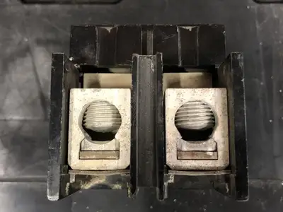 USED SQUARE D C2L-2200