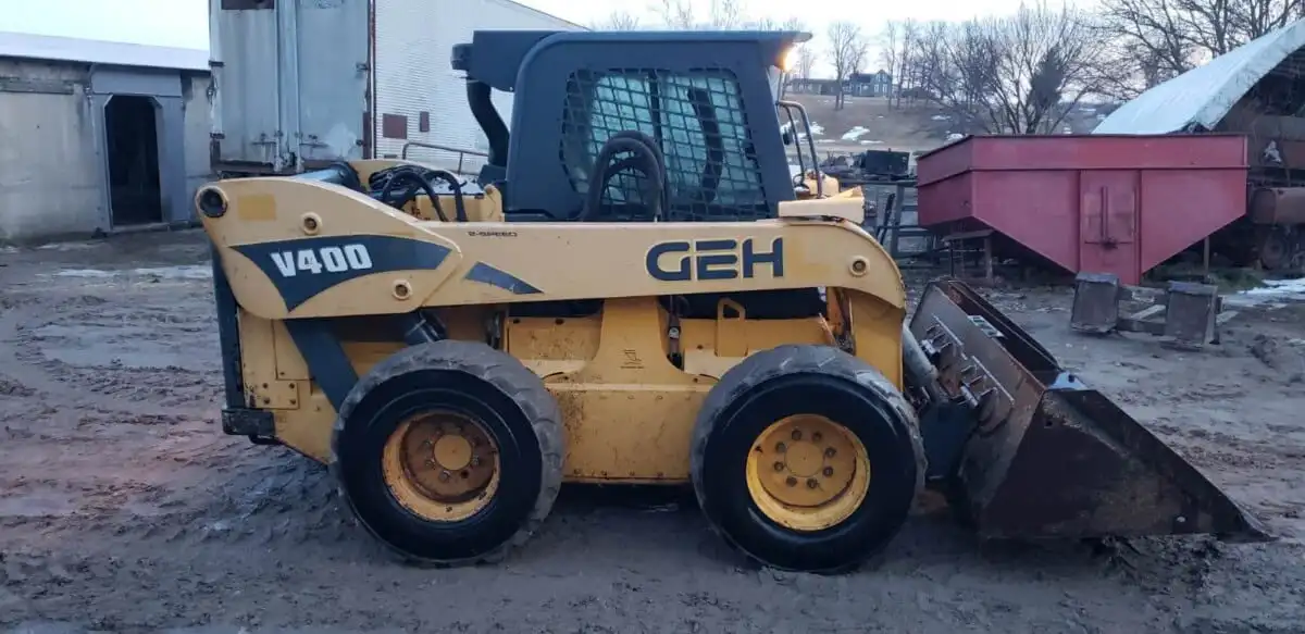 Used GEHL V400 Skid Loaders Nebraska US | Trustworthy Equipment #1399057