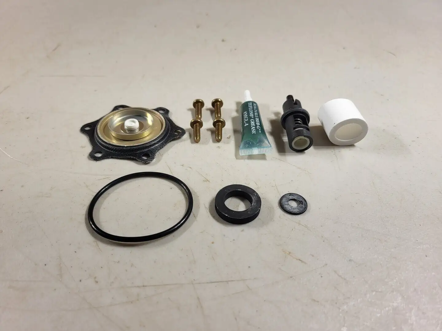 NEW EMERSON R67CFRX0012