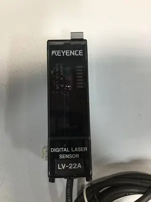 USED KEYENCE CORP LV-22A