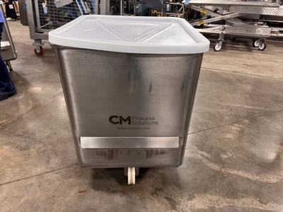 600 Pound SS Dump Buggy with Plastic Lid