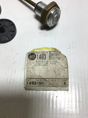 Allen Bradley 1493-N1 Adjustable Overload Relay Reset Button for NEMA 1,3 & 12 Enclosure
