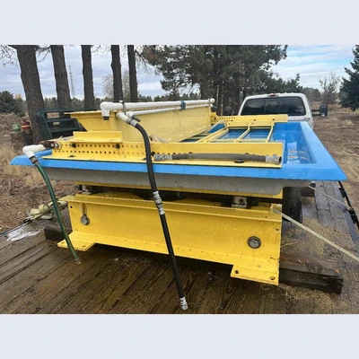 USED ACTION MINING M10