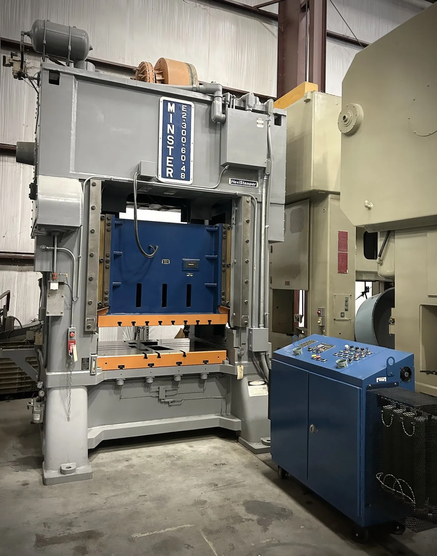 USED 1982 MINSTER MINSTER E2-300-60-48 PRESS