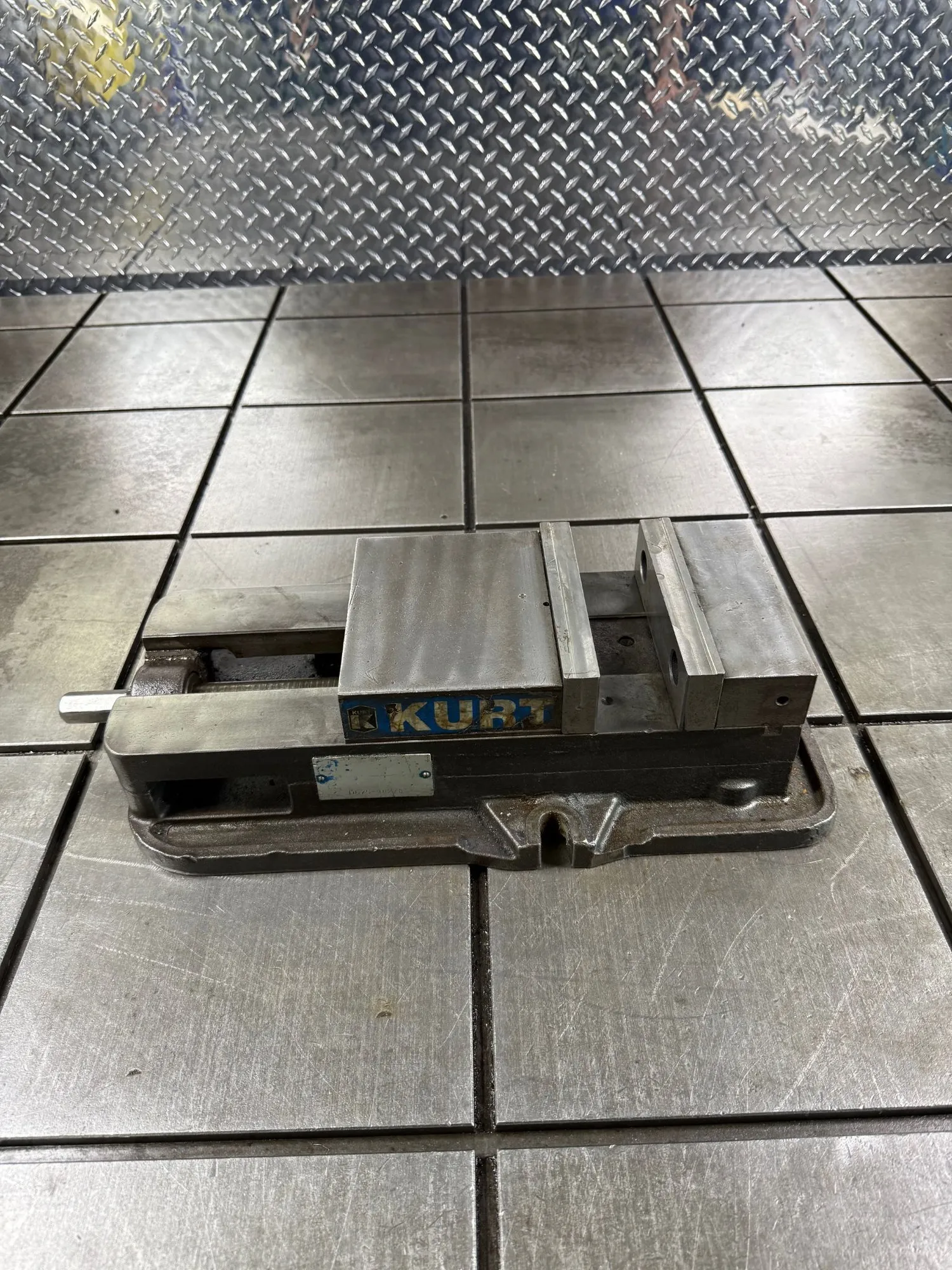 USED KURT D675