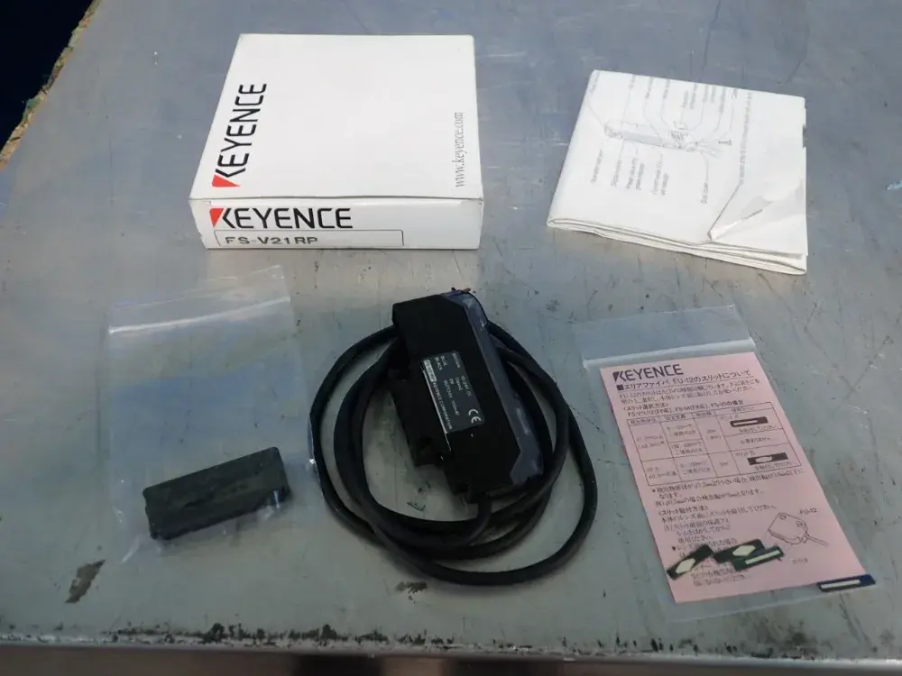 NEW KEYENCE FSV21RP