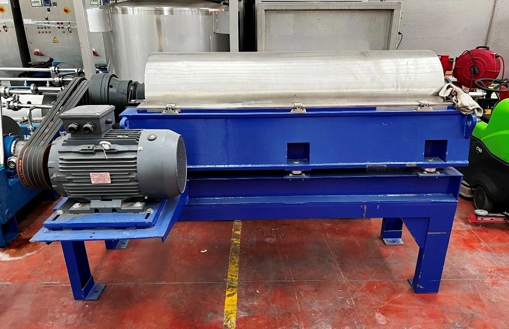 Alfa-Laval NX 418B-31G decanter centrifuge, 316SS.