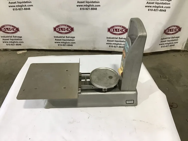 Used _UNKNOWN_ 🔩 MODEL: FRANKLIN ELECTRIC 941 EXACT WEIGHT Platform Scales Pennsylvania US | Moses B Glick #1011718