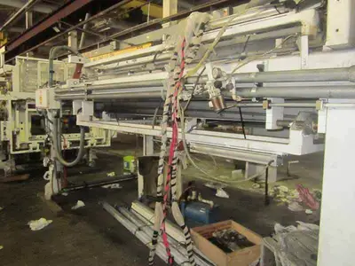 LYLE 150FH Thermoformer Web Fed Type | Perry Equipment (19)