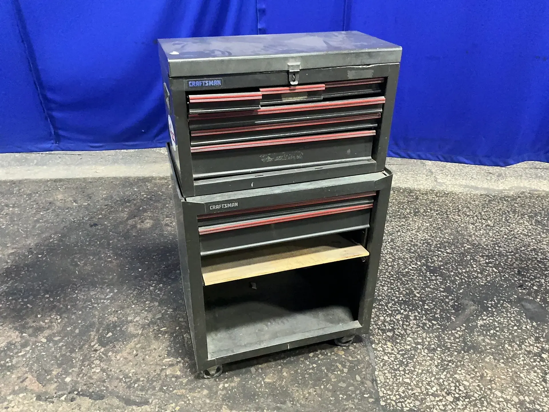 Used _UNKNOWN_ _UNKNOWN_ Tool Carts Ohio US | HGR 24 #1373021