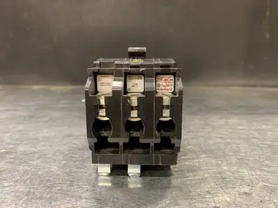 NEW SCHNEIDER ELECTRIC QO340CP