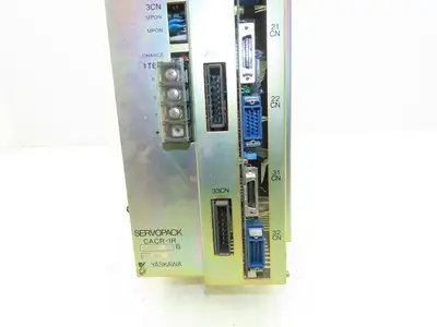 Yaskawa CACR-IR 020202F B P00 A04 Servopack Servo Motor Drive Controller