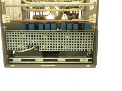 Cincinnati Milacron 1-230-0535 PCB Chassis 4 Slot Rack With Power Supply 275V