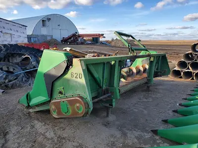 USED 1989 JOHN DEERE 444