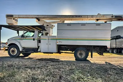 Used 2010 FORD F750 BUCKET TRUCK Bucket (boom) trucks North Dakota US | Proxy Equipment #1378038