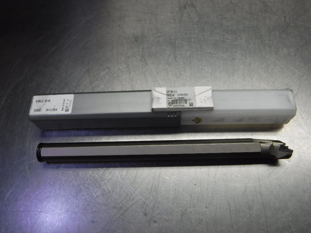 Iscar 1.22" Steel Indexable Boring Bar 1" Shank 12" OAL A-MWLNL 16-4W (LOC1555)