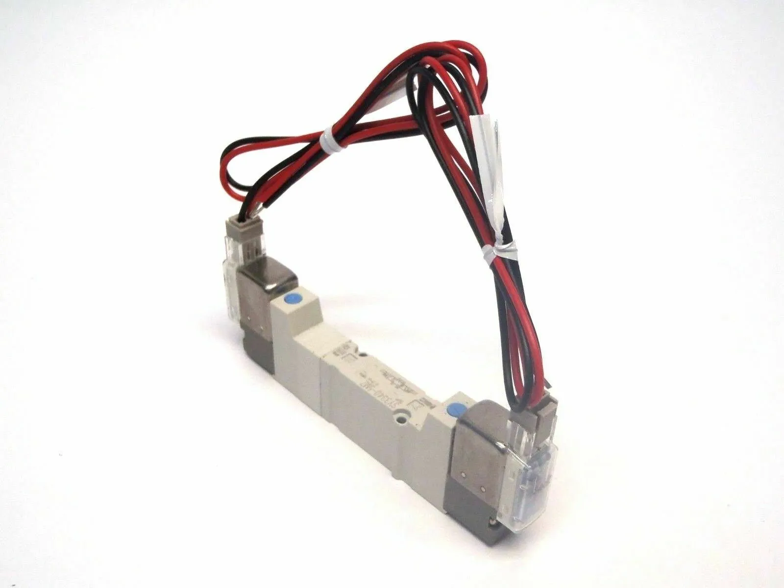 Used SMC DOUBLE SOLENOID VALVE Solenoid Valves | Maverick Industrial Sales #1107931