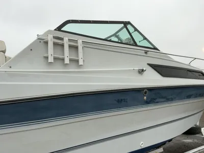 USED 1987 RINKER FIESTA VEE 250