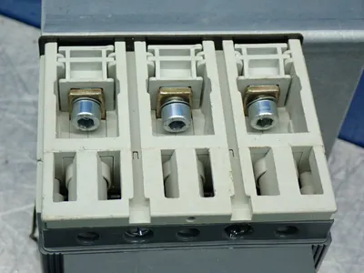 Used ABB TMAXT2H100 Circuit Breakers Ohio US | HGR 24 #1148164