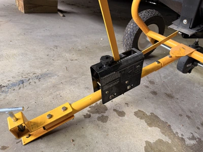 Used YARDWORKS TOWABLE FERTILIZER SPREADER Broadcast Spreaders Michigan US | Miedema Asset Management Group #1454357