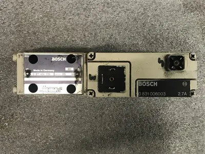USED BOSCH VALVE 0 811 404 039