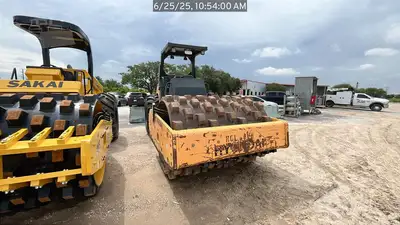 Used 2018 HYUNDAI HR120C-9 Vibratory Rollers Texas US | National Equipment Dealers #1422875