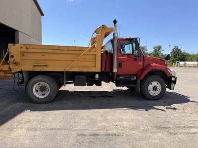 Used 2003 INTERNATIONAL 7400 4X2 Dump trucks Michigan US | Miedema Asset Management Group #1391631