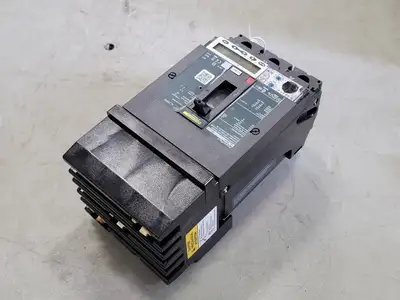 NEW SQUARE D HLA36060U53X