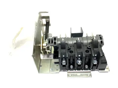 Used Allen-Bradley Ser. D Disconnect Switch Non-Fused, 3-Pole 600VAC 30A Switchgears Michigan US | Maverick Industrial Sales #1391587
