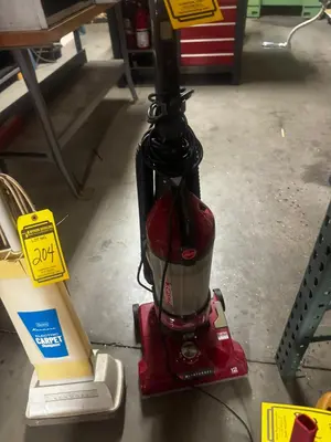 Used _UNKNOWN_ _UNKNOWN_ Vacuum Cleaners Ohio US | Myron Bowling Auctioneers Inc #1507948