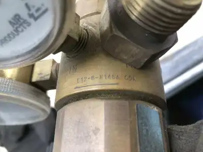 Air Products E12BN145ACGA Pressure Regulator Valve Brass Gas